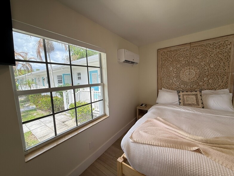 More Photos Of 2502 Tamarind Dr, Hutchinson Island Hotel For Sale