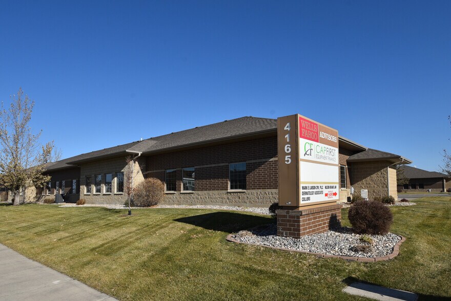 More Photos Of 4165 30th Ave S, Fargo Office For Lease