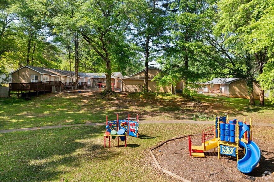 More Photos Of 2107 Mcafee Rd, Decatur Schools For Sale