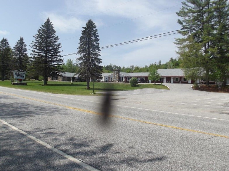 More Photos Of 1132 S Main St, Bryant Pond Hotel For Sale