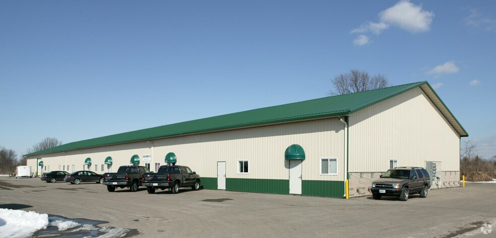 Primary Photo Of 1750 Prospect Ct, Appleton Warehouse For Lease