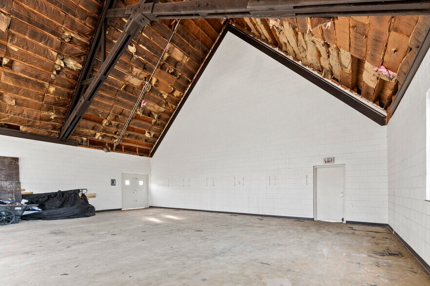 More Photos Of 3339 13th St, Ashland Lodge Meeting Hall For Sale