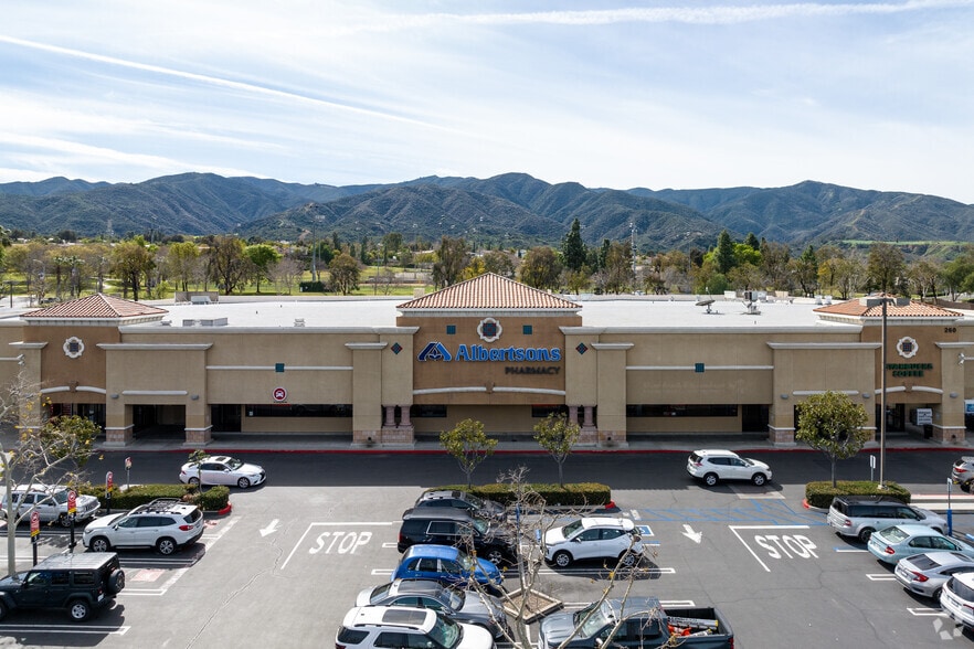 More Photos Of 130-330 W Foothill Pky, Corona Unknown For Lease