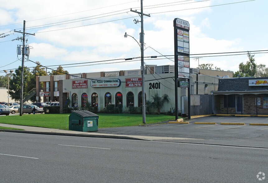 More Photos Of 2401 Veterans Memorial Blvd, Kenner Storefront Retail Office For Sale