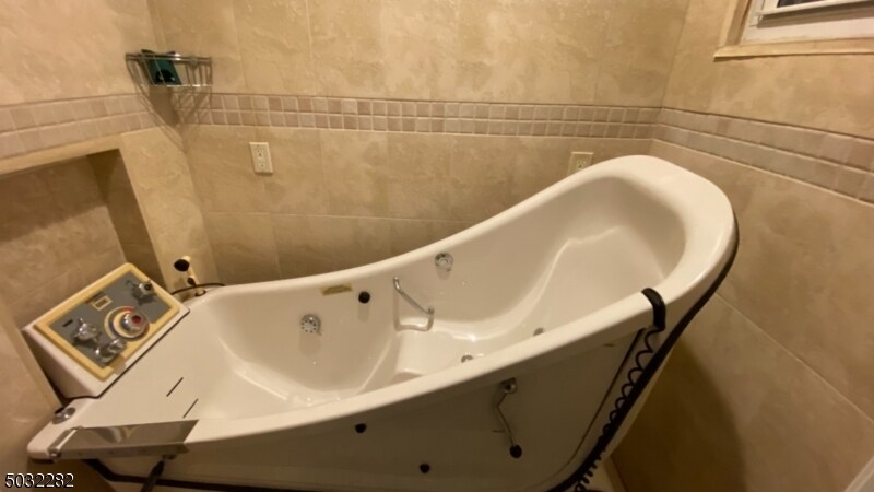 More Photos Of 163 Hope Ave, Passaic Health Club For Sale