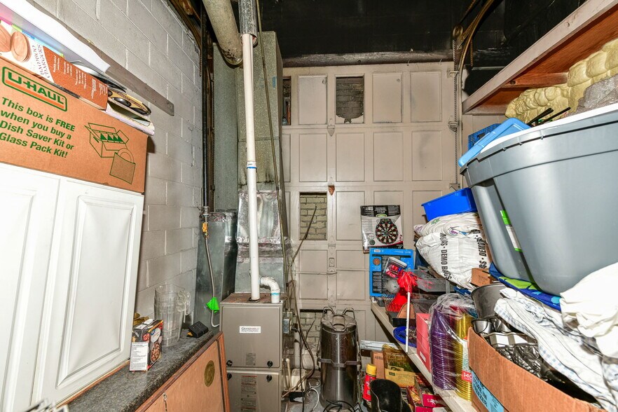 More Photos Of 2421 Central Ave, Indianapolis Office For Sale