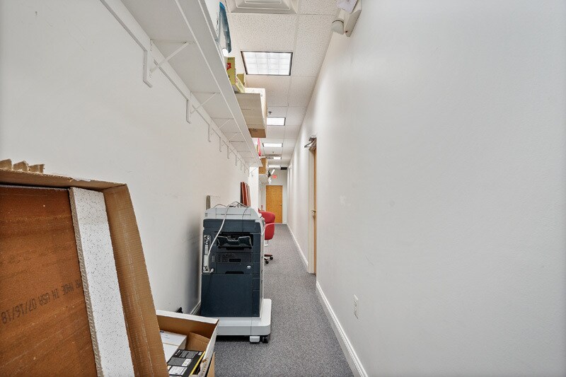 More Photos Of 4437 Brookfield Corporate Dr, Chantilly Medical For Sale