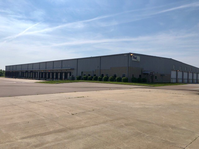 Primary Photo Of 14831 Foundation Ave, Evansville Distribution For Lease