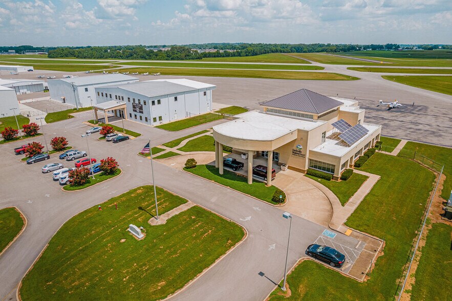 More Photos Of 200 Outlaw Field Rd, Clarksville Land For Lease
