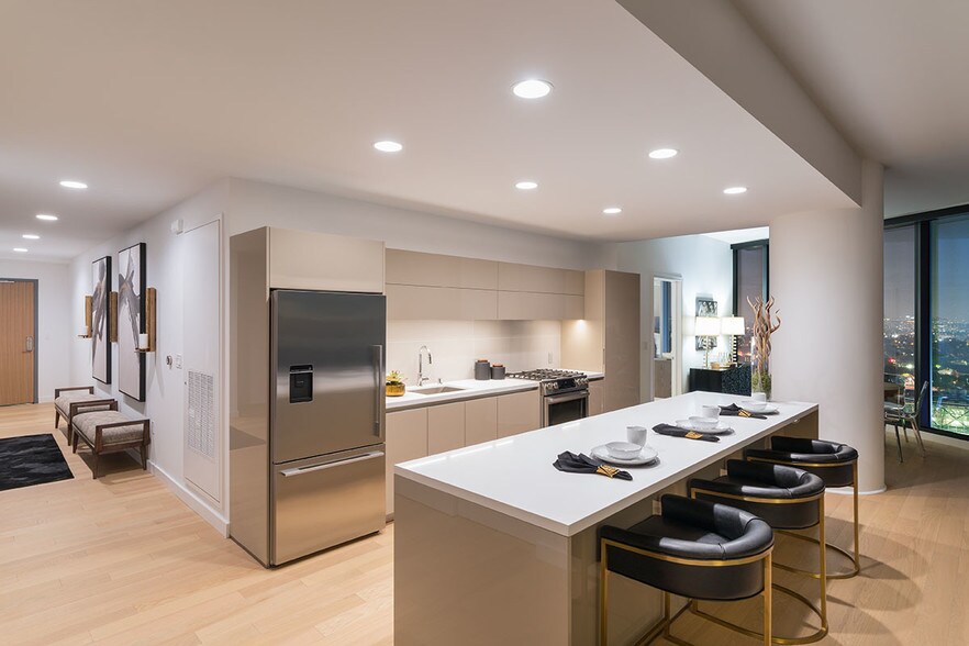 More Photos Of 1200 S Figueroa St, Los Angeles Apartments For Lease