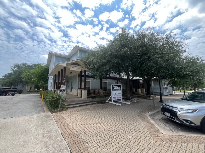 More Photos Of 309 W Main St, Round Rock Office For Sale