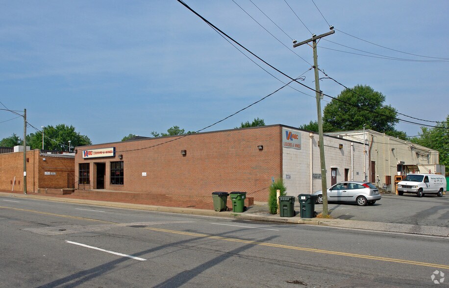 More Photos Of 10 N Thompson St, Richmond Freestanding For Lease