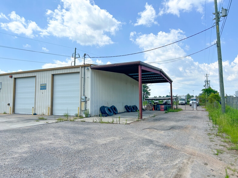 More Photos Of 5420 Hamilton Blvd, Theodore Auto Repair For Sale