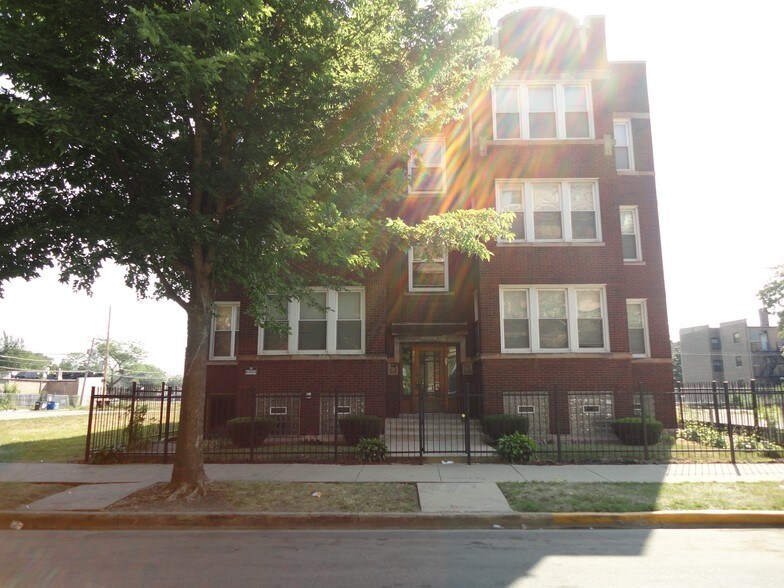 Primary Photo Of 4723-4725 S Vincennes Ave, Chicago Apartments For Sale