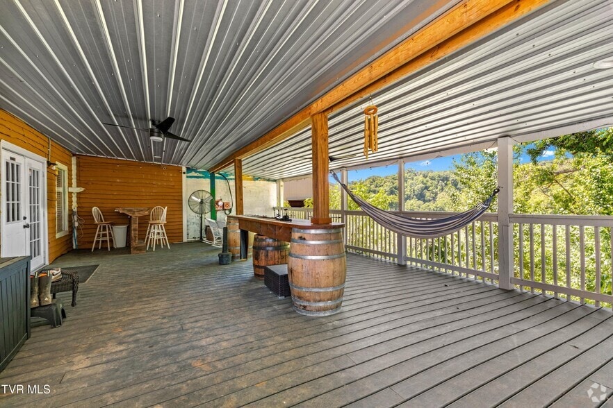 More Photos Of 3415 Tn-66, Rogersville Freestanding For Sale