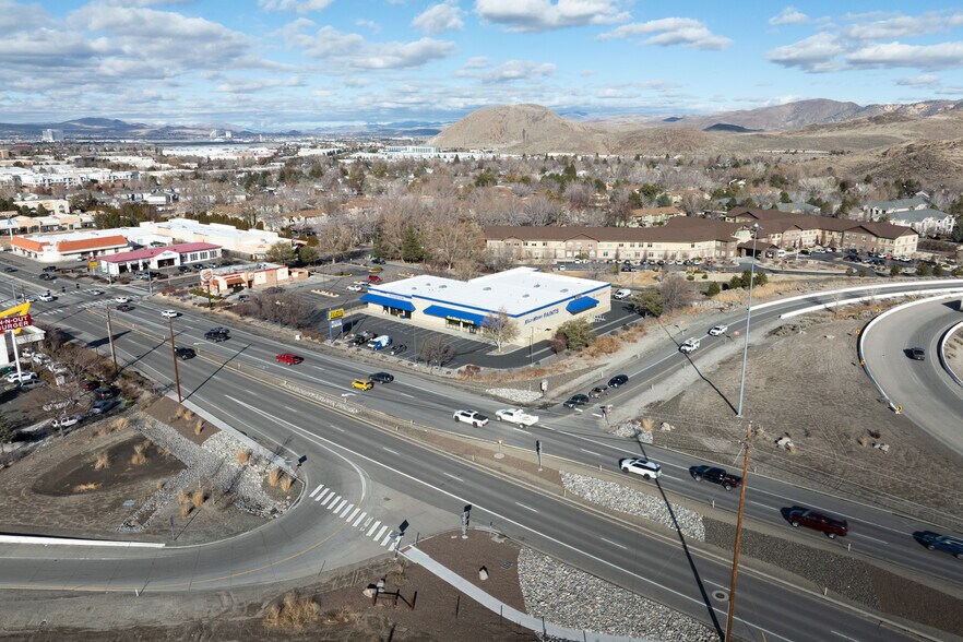 More Photos Of 80 E Patriot Blvd, Reno Freestanding For Lease