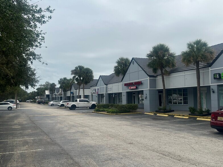 More Photos Of 7190-7250 Ulmerton Rd, Largo Unknown For Lease