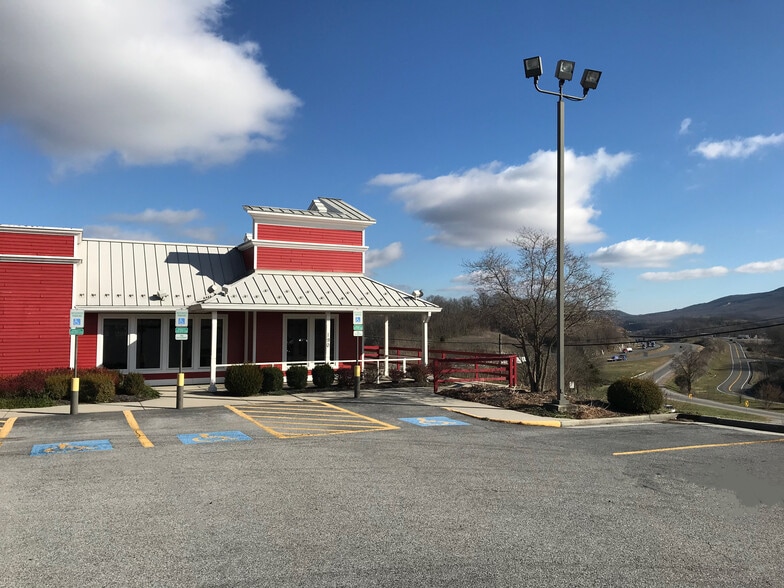 More Photos Of 190 Lithia Rd, Wytheville Restaurant For Sale