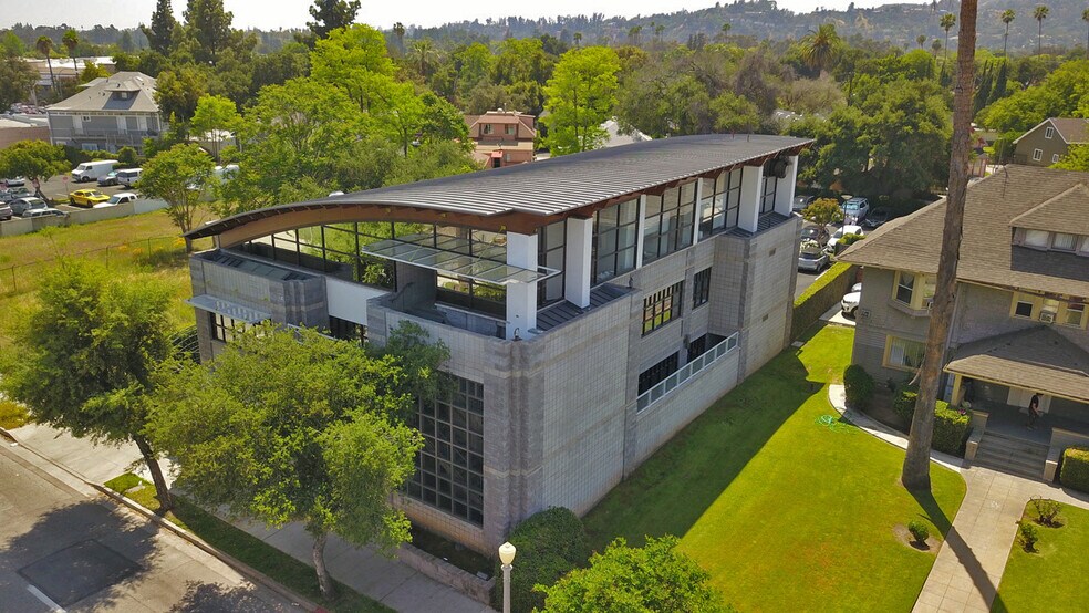 Primary Photo Of 751 N Fair Oaks Ave, Pasadena Office For Lease