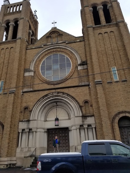 More Photos Of 5th Ave & Broadway St, Scranton Religious Facility For Sale