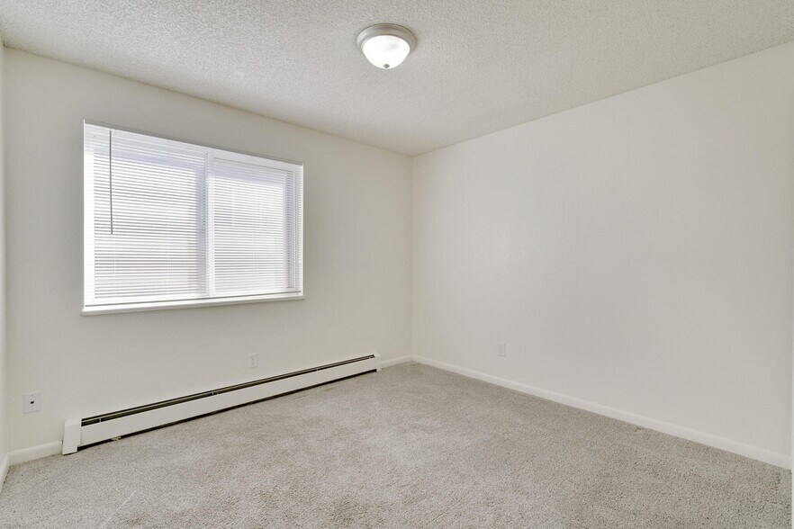 More Photos Of 2435-2459 W 11th St, Greeley Apartments For Sale
