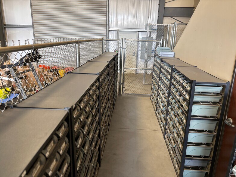 More Photos Of 992 Marchy Ln, Ceres Distribution For Sale