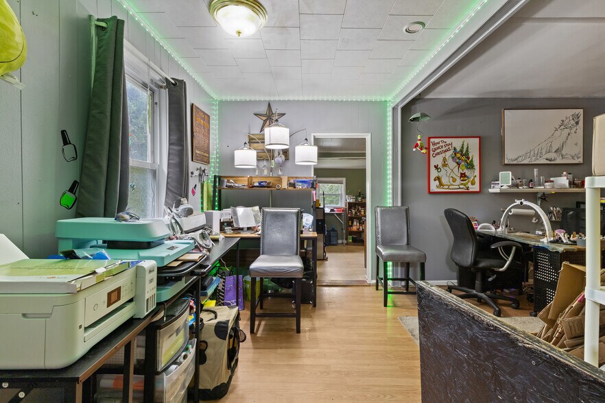 More Photos Of 8002 Fort Smallwood Rd, Baltimore Apartments For Sale