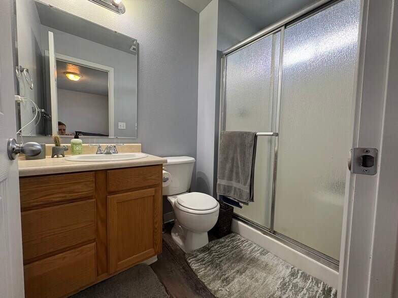 More Photos Of 119 E King St, Meridian Apartments For Sale