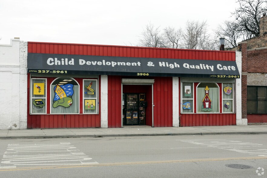 Primary Photo Of 3906 W Chicago Ave, Chicago Storefront For Sale