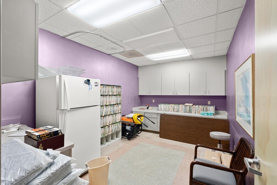 More Photos Of 5309 Carrington Cir, Stockton Healthcare For Sale