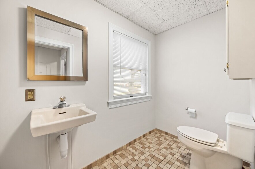 More Photos Of 300 W Trenton Ave, Morrisville Office For Sale