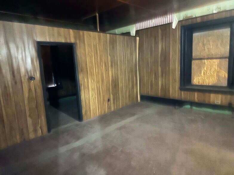 More Photos Of 400 N 6th Ave, Scranton Office For Sale