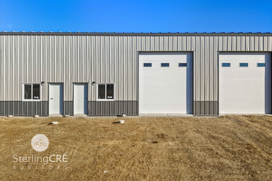 More Photos Of 422 Industry Loop, Stevensville Manufacturing For Lease