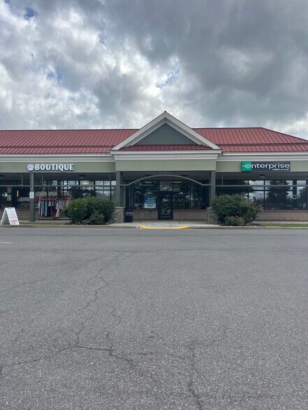 More Photos Of 8395-8417 Oswego Rd, Liverpool Unknown For Lease