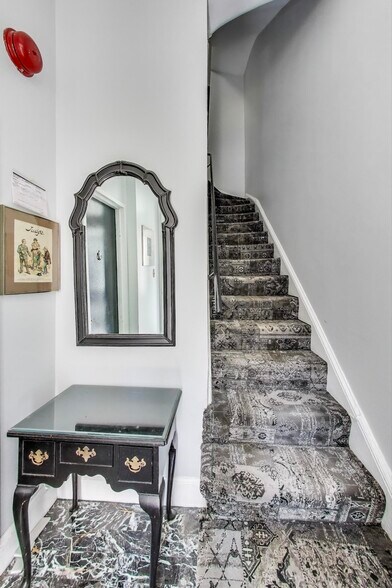 More Photos Of 1317 Corcoran St NW, Washington Apartments For Sale