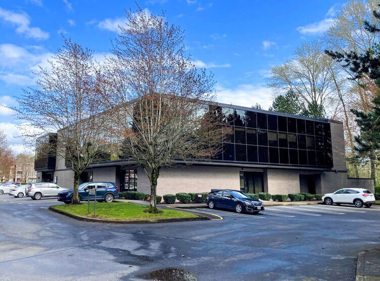 More Photos Of 6835 Fort Dent Way, Tukwila Medical For Sale