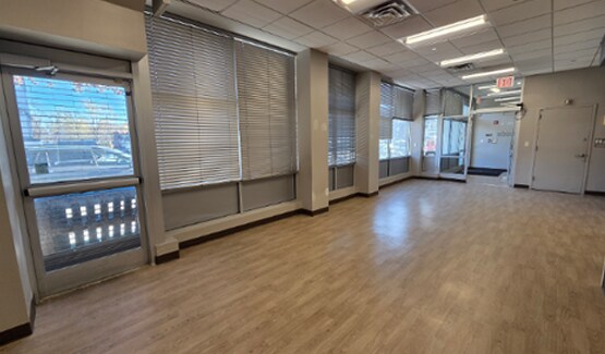 More Photos Of 3119 Webster Ave, Bronx Storefront Retail Office For Lease
