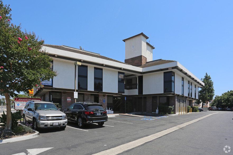 Primary Photo Of 1100-1110 W La Palma Ave, Anaheim Medical For Lease