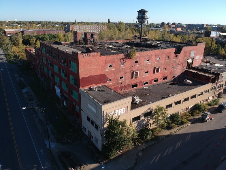 More Photos Of 57 Tonawanda St, Buffalo Office For Sale