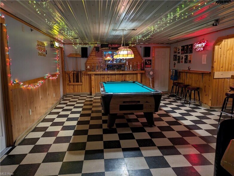 More Photos Of 1851 S Broadway, Geneva Bar For Sale