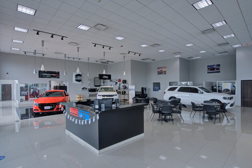More Photos Of 2101 Central Blvd, Brownsville Auto Dealership For Sale
