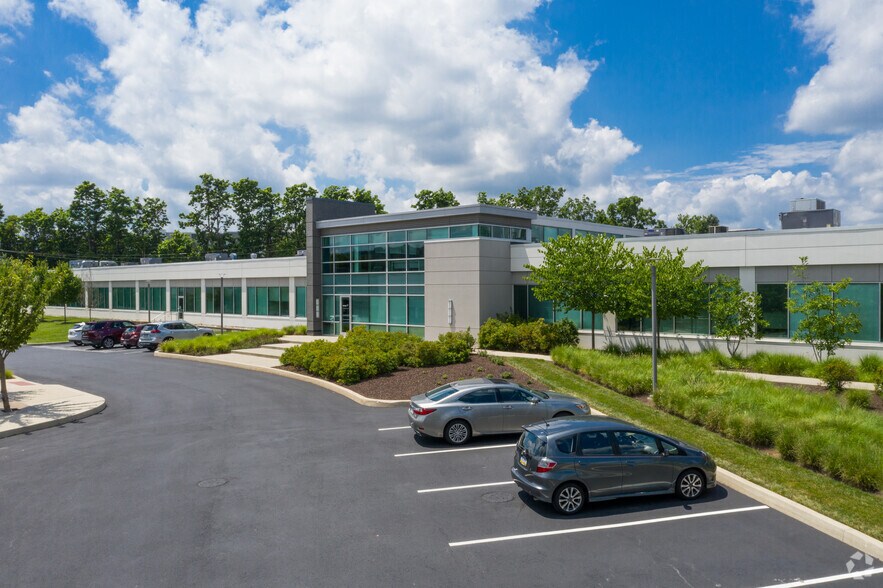 More Photos Of 70 E Swedesford Rd, Malvern Unknown For Lease