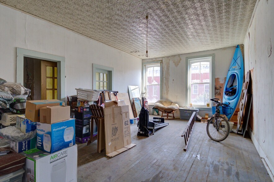 More Photos Of 19-21 W Main St, Johnstown Restaurant For Sale