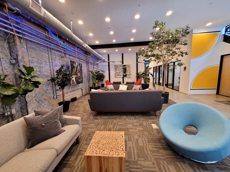 More Photos Of 1528 Webster St, Oakland Office For Lease