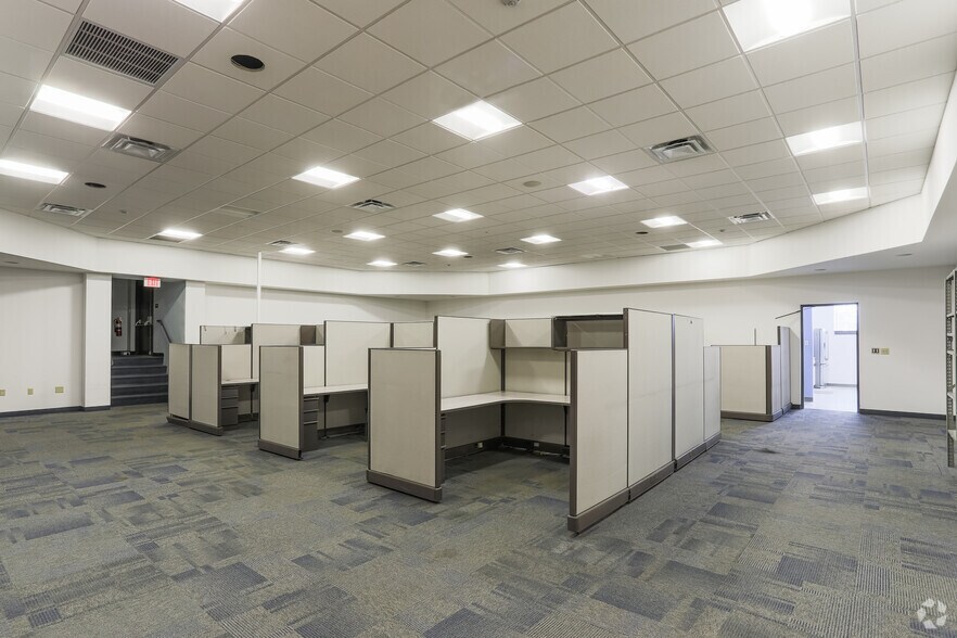 More Photos Of 1201 Banksville Rd, Pittsburgh Office For Sale