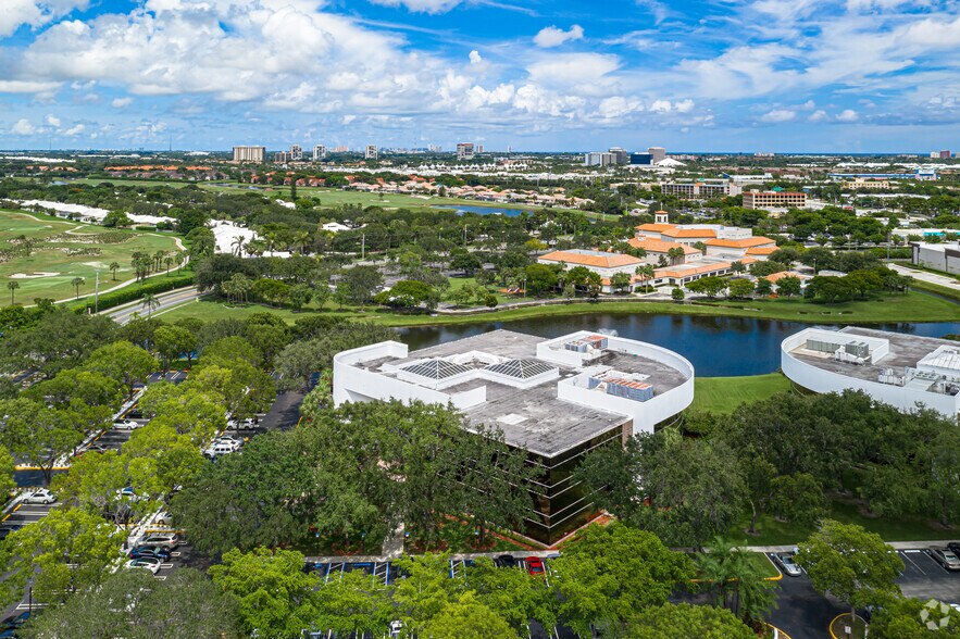 More Photos Of 580 Village Blvd, West Palm Beach Medical For Lease