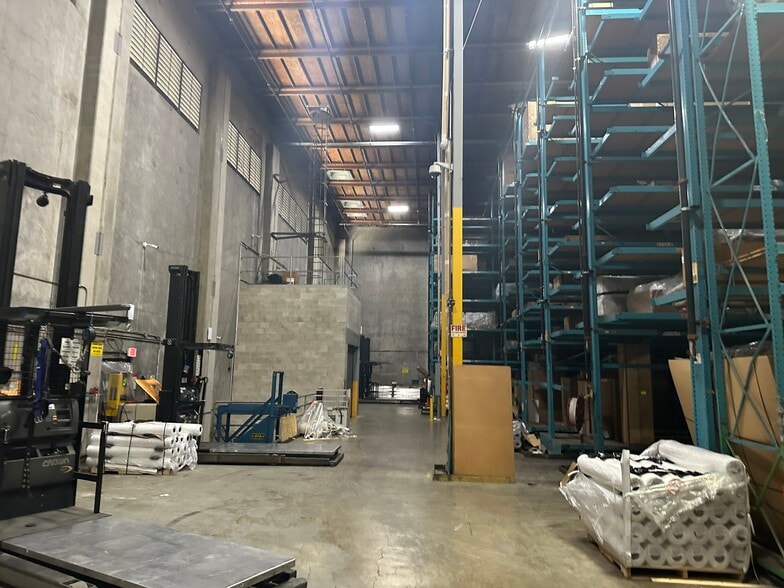 More Photos Of 4296-4360 Malaai St, Honolulu Warehouse For Lease
