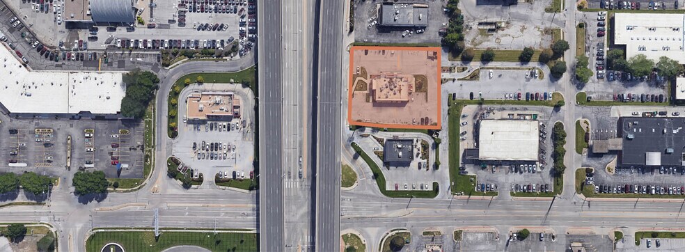 More Photos Of 11325 W Dodge Rd, Omaha Fast Food For Lease