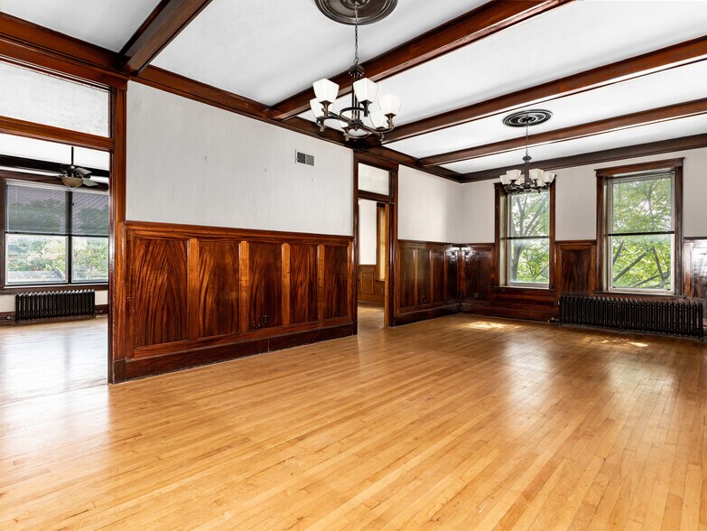 More Photos Of 628-630 Columbus St, Ottawa Loft Creative Space For Sale