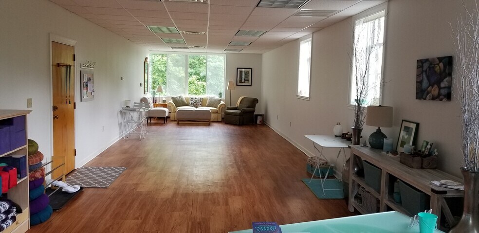 More Photos Of 83-91 Main St, Concord Office For Lease